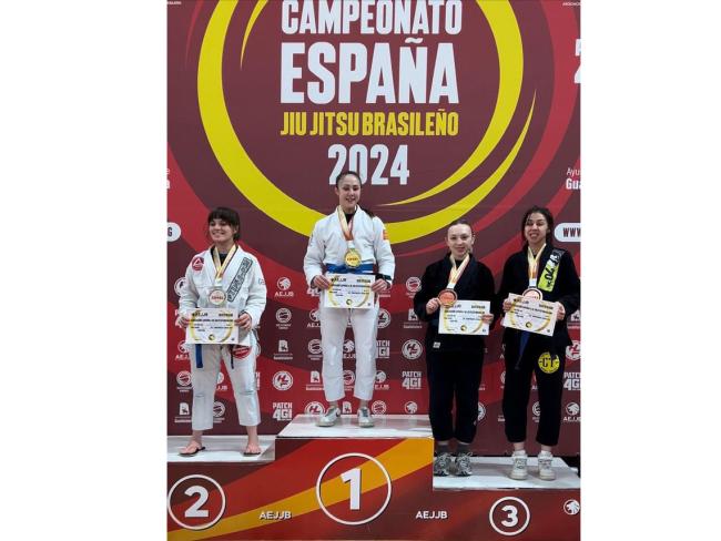 Ana Cristina Gervás, campeona de España de jiu-jitsu brasileño en cinturón azul