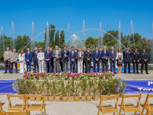 El Día de la Policía de Torrejón de Ardoz 2026 San Juan Bautista se celebró, el pasado 23 de mayo, en el incomparable marco del Parque Europa, presidido por Alejandro Navarro Prieto, alcalde de Torrejón de Ardoz