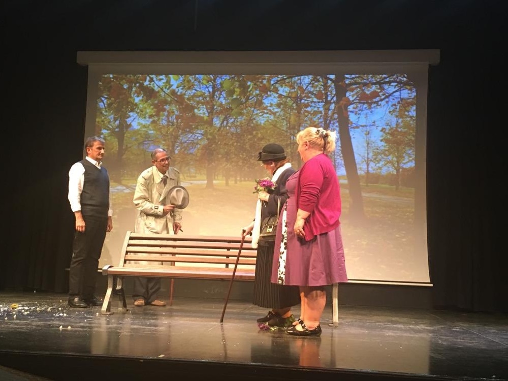 El Grupo de Teatro Alfonso Paso actuó en la gala del Día Internacional de los Mayores 
