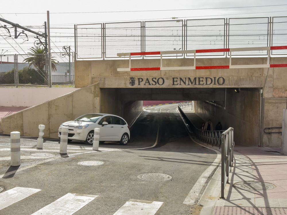 Abierto al tráfico el nuevo túnel de la calle Enmedio bajo las vías del tren