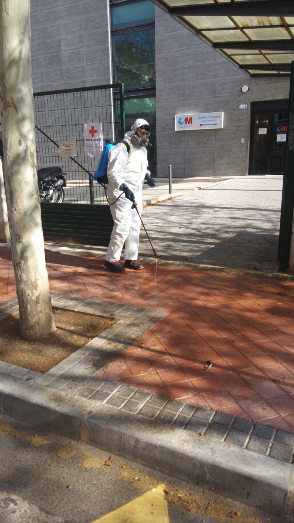 Trabajos de desinfección realizados por el Servicio de Limpieza Municipal