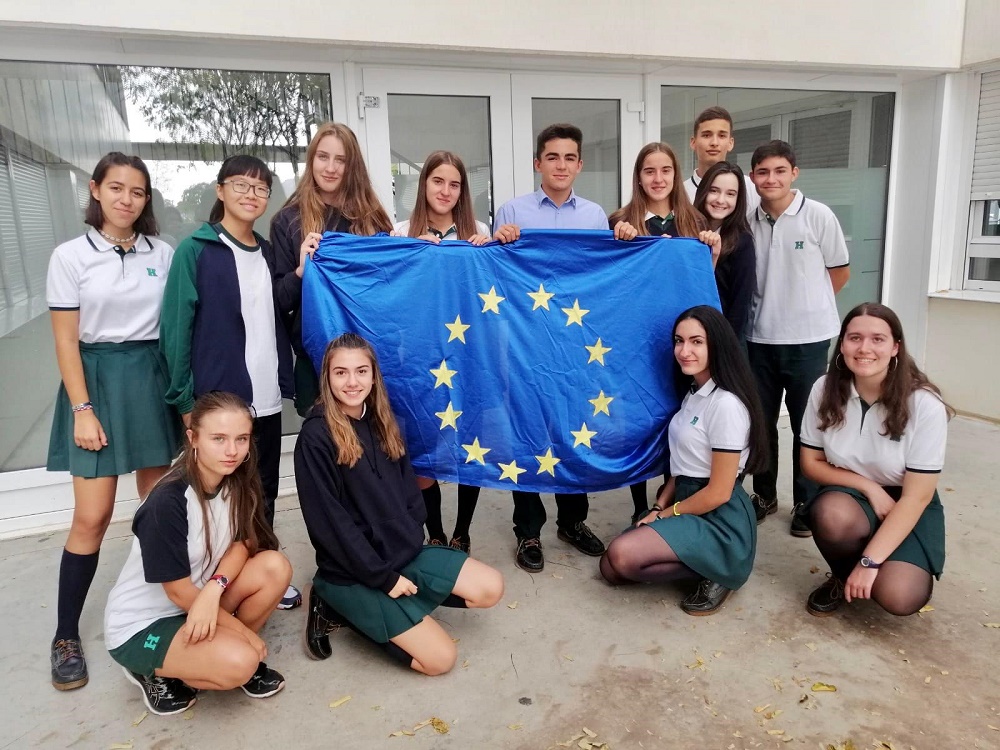 El colegio Humanitas Bilingual School Torrejón se lleva el segundo premio del concurso “Unidos venceremos la crisis”, organizado por el Parlamento Europeo 