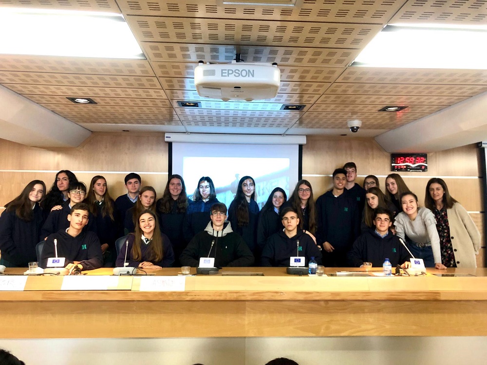 El colegio Humanitas Bilingual School Torrejón se lleva el segundo premio del concurso “Unidos venceremos la crisis”, organizado por el Parlamento Europeo 