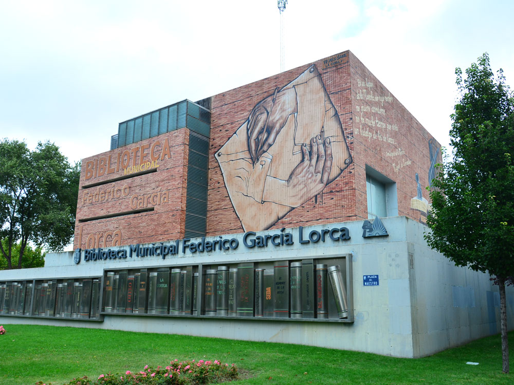 Durante todo este mes de septiembre continuarán dando servicio la Biblioteca Central Federico García Lorca y la Biblioteca Caja del Arte, así como sus salas de estudio 