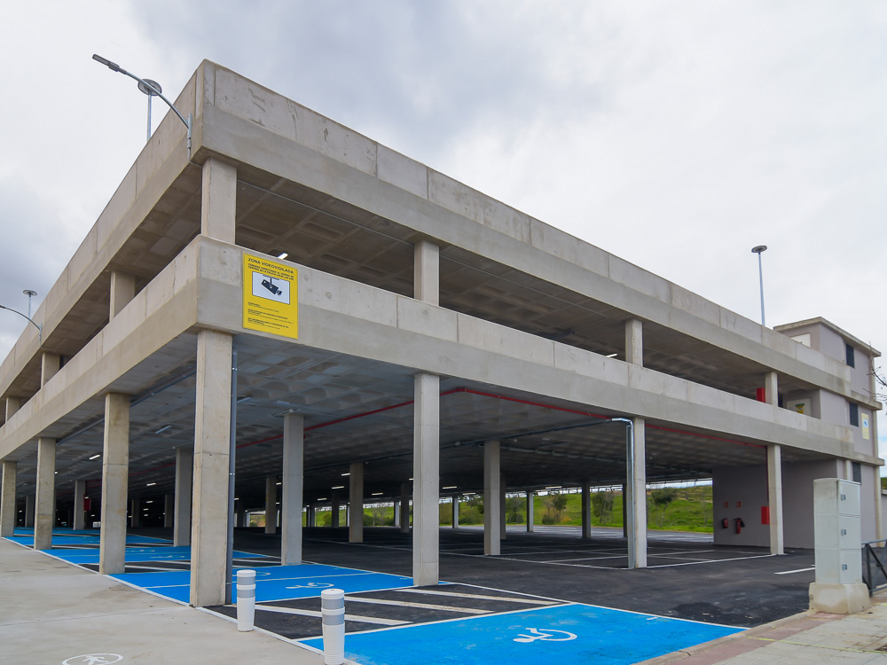 Abierto al público el nuevo aparcamiento en altura gratuito de 584 plazas situado junto al Hospital de Torrejón y la estación de tren Soto del Henares
