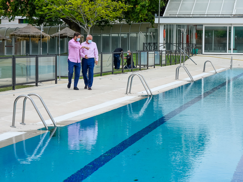 Las piscinas municipales de Torrejón de Ardoz estrenan temporada el viernes 18 de junio y su acceso será en dos turnos diarios y con cita previa en https://aytotorrejon.deporsite.net