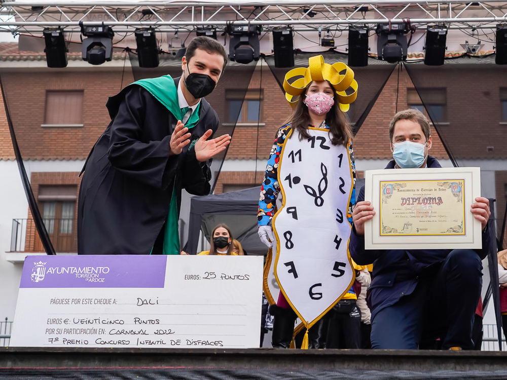 Carnavales 2022 - Concurso Infantil: Séptimo Premio: Reloj De Dalí