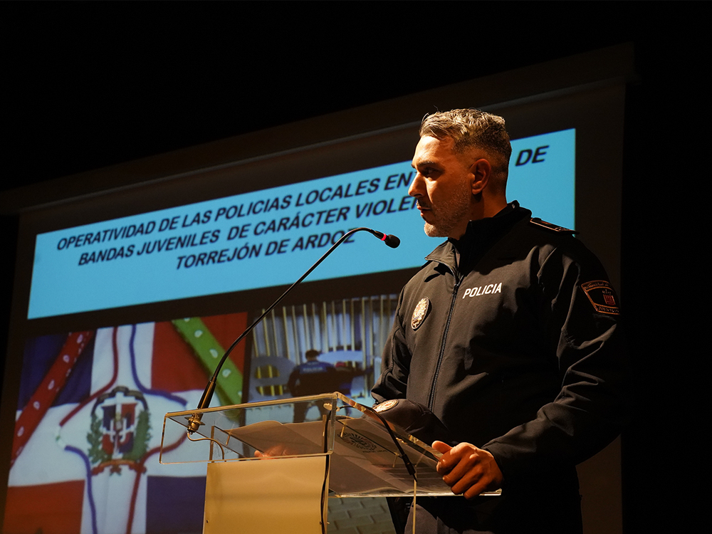 Torrejón de Ardoz acoge un curso de formación para policías locales de toda la Comunidad de Madrid sobre bandas juveniles y latinas violentas