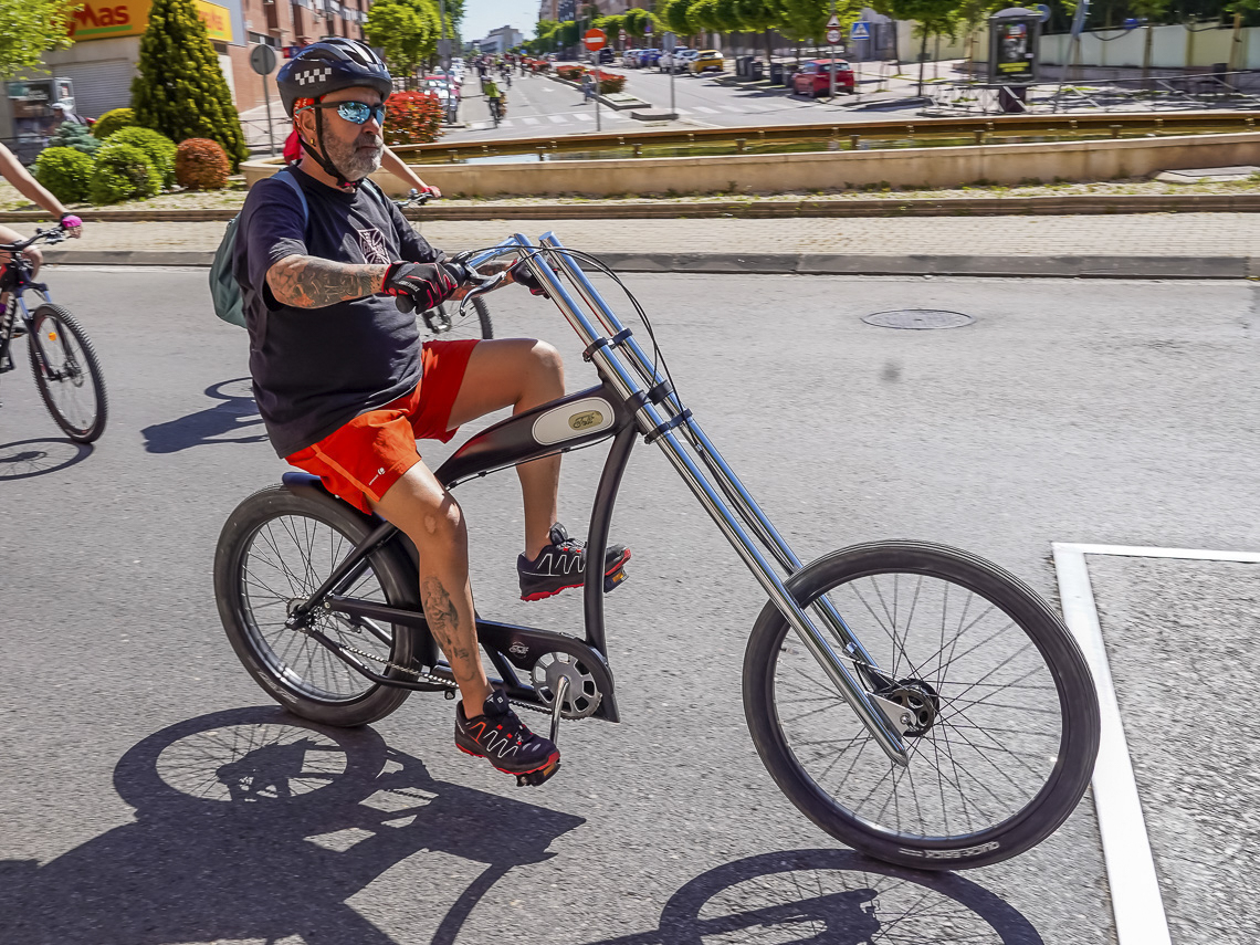 El “Día de la Bici” de Torrejón de Ardoz volvió a llenar las calles de la ciudad de familias y jóvenes