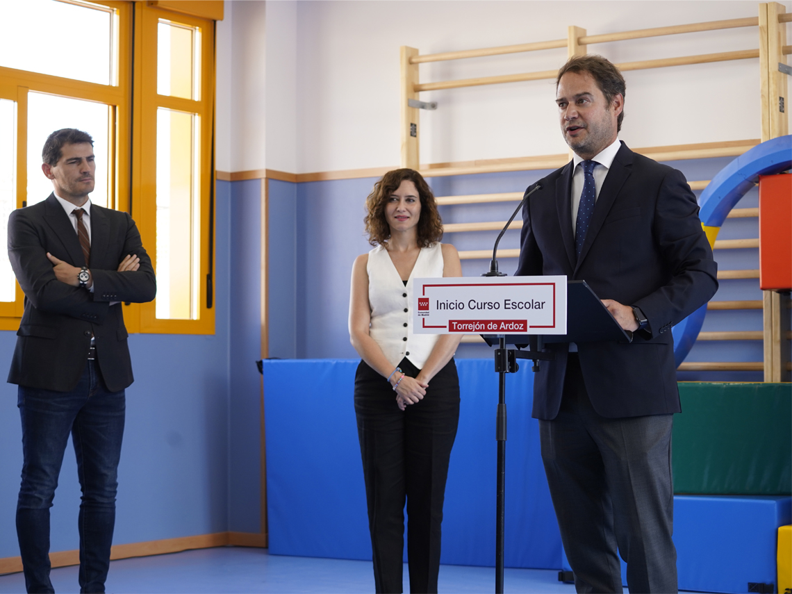 Torrejón cuenta con su primer Colegio de Educación Especial público denominado “Iker Casillas”, inaugurado por el propio deportista, la presidenta de la Comunidad de Madrid y el alcalde de Torrejón de Ardoz
