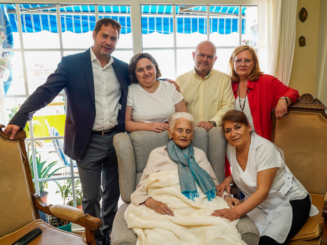 Julia García Sánchez, la primera mujer concejala del Ayuntamiento de Torrejón de Ardoz cumple 100 años