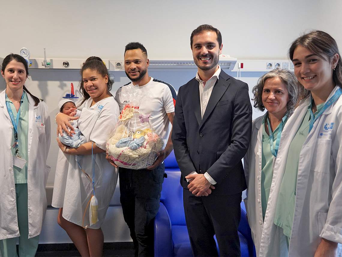 Derek, primer bebé torrejonero nacido en el Hospital Universitario de Torrejón en 2024