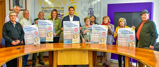 presentacion cartel vacaciones mayores 2019
