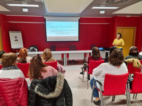 Más de cien mujeres han recibido consejos sobre salud mental y nutrición en los talleres impartidos por el Hospital Universitario de Torrejón de Ardoz en colaboración con la Concejalía de Mujer