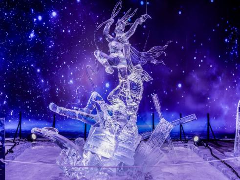 Imagen del primer premio “Bat Heroine” (DC Comics, 1940) realizado por Dominika Jarczok & Ji Huailong de Polonia y China