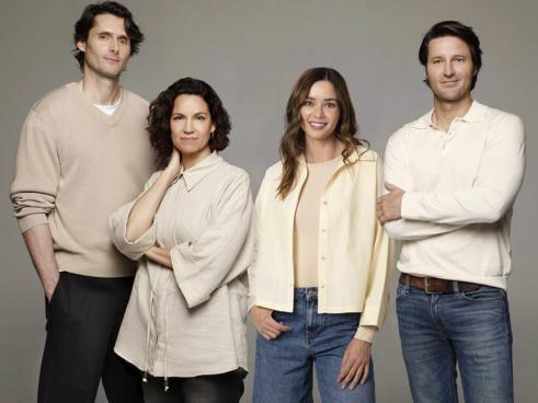  “Locuras Paralelas”, protagonizada por Dafne Fernández, Sergio Mur, Diana Palazón y Fernando Andina