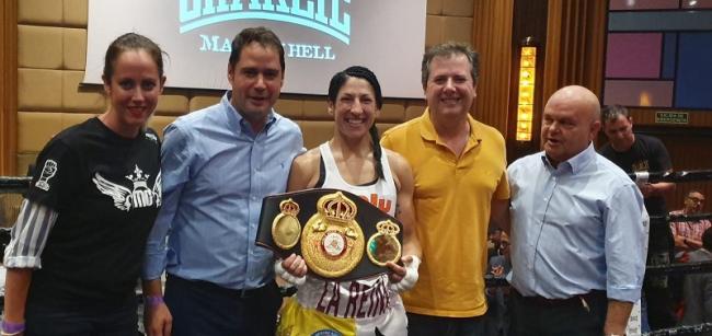 La reciente campeona de Europa y concejala de la Mujer del Ayuntamiento de Torrejón de Ardoz, Miriam Gutiérrez peleará por el campeonato del mundo del peso ligero tras vencer por KOT a la húngara, Bianka Majlath