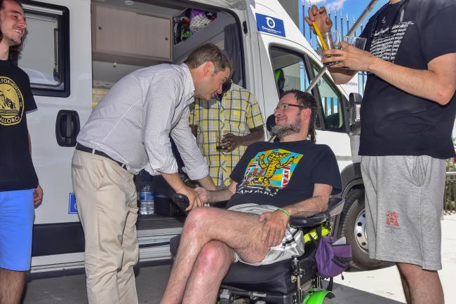 “7 lagos, 7 vidas”, la lucha del torrejonero Dabiz Riaño para concienciar sobre la Esclerosis Lateral Amiotrófica (ELA)