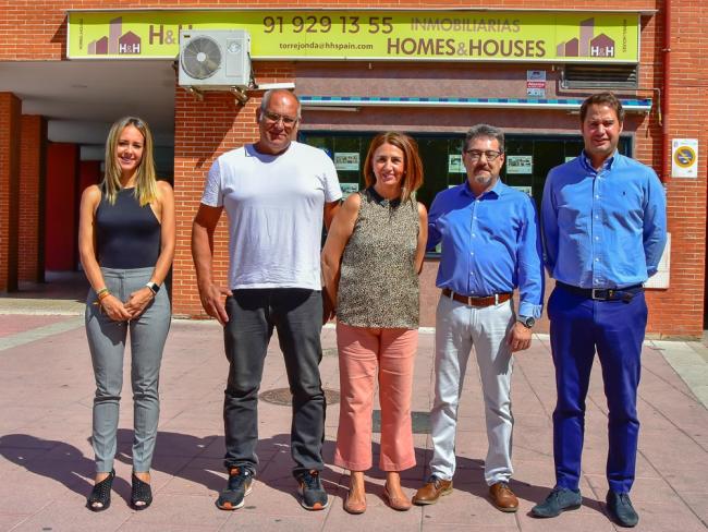 Nueva empresa que abre sus puertas en Torrejón de Ardoz: Homes & Houses Inmobiliarias, dedicada a la compra, venta y alquiler de inmuebles