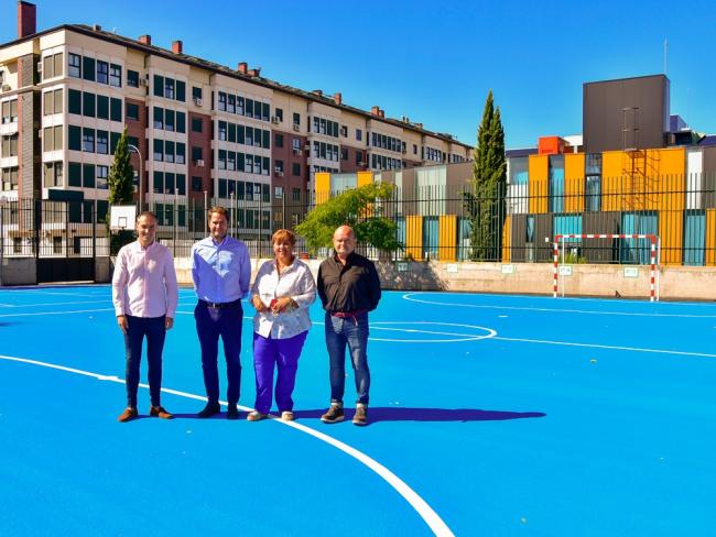 El alcalde de Torrejón presenta las mejoras realizadas durante el verano mediante el programa “El Ayuntamiento Mejora los Colegios Públicos” con el que se están invirtiendo 3 millones de euros entre 2016 y 2019