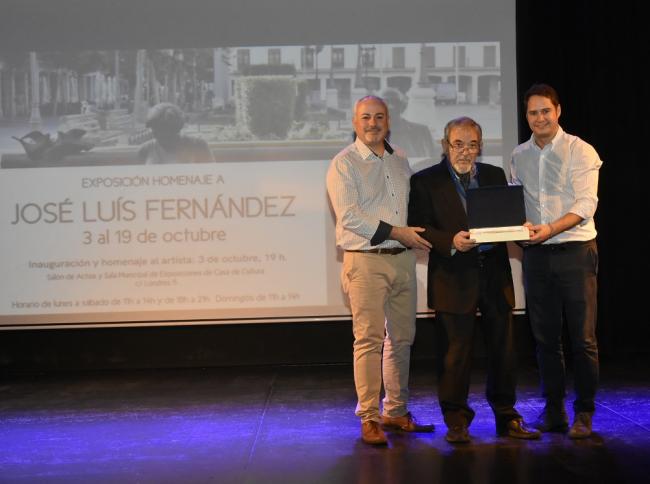 Homenaje al escultor José Luis Fernández