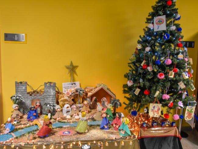 Árbol de navidad del Voluntariado