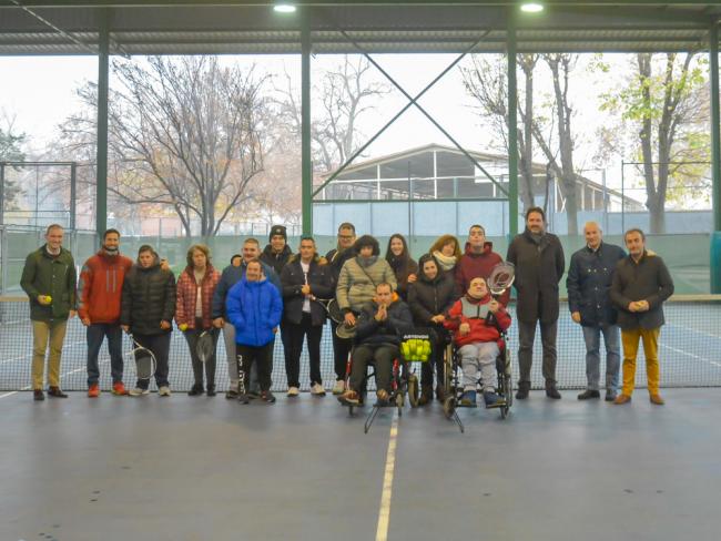  Escuelas adaptadas de tenis