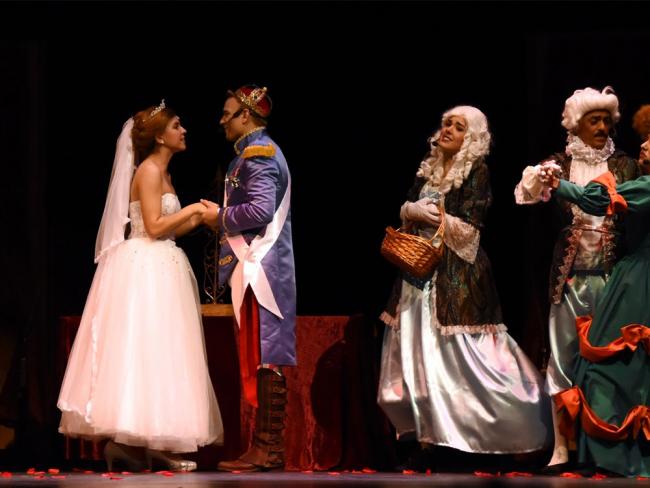 ‘Cenicienta. El zapato de cristal’, ‘Pesadilla en la comedia’ y el concierto ‘Gran Gala de Año Nuevo’, este fin de semana en el Teatro José María Rodero 