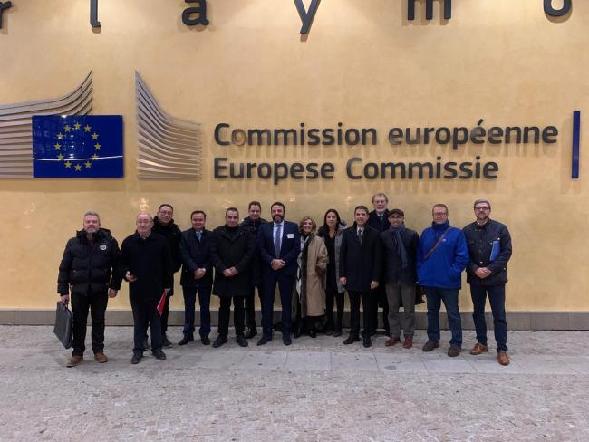 El alcalde de Torrejón de Ardoz presentó en el Parlamento Europeo, junto con el resto de los regidores del Corredor del Henares, sindicatos y empresarios, el proyecto de reindustrialización de la comarca