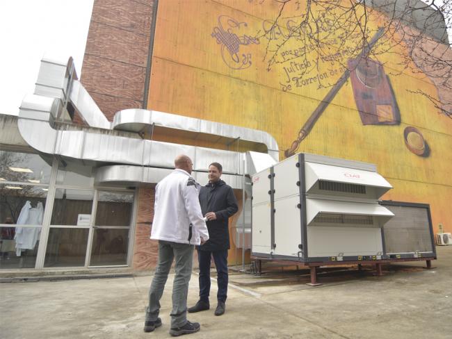 El Ayuntamiento de Torrejón de Ardoz invierte en mejoras de mantenimiento en los centros culturales, de mayores y bibliotecas, destacando la nueva climatización de la Biblioteca Central