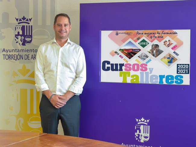 El Ayuntamiento de Torrejón de Ardoz presenta la oferta de cursos y talleres 2020-2021 de Empleo, Cultura, UNED, Deportes, Mujer, Infancia, Juventud y Mayores 