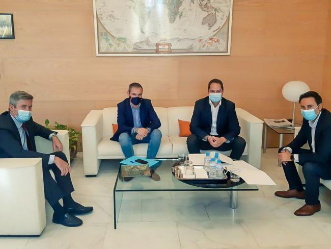 Reunión para solicitar Residencia de Mayores de titularidad pública en la ciudad