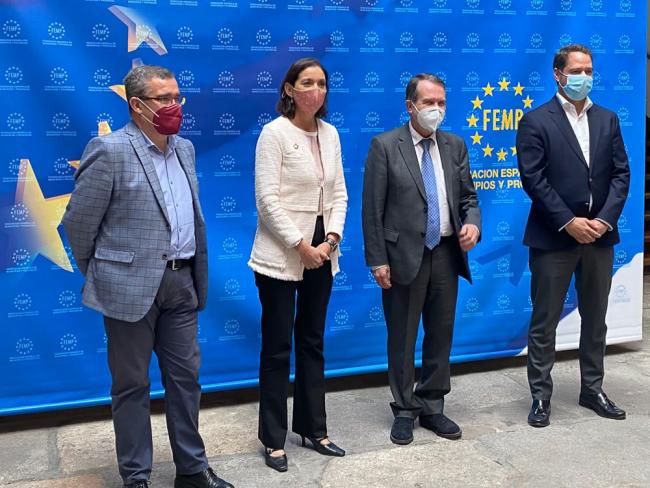 Reunión de trabajo con Reyes Maroto