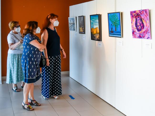 Últimos días para visitar la exposición “Veranearte. Muestra de artistas locales” 