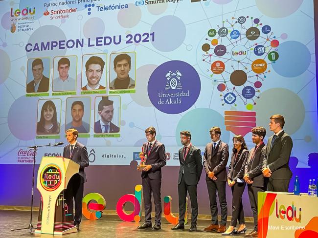 Tres torrejoneros, campeones de la Liga Española de Debate Universitario 