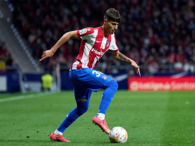 Carlos Martín debuta en partido oficial con el Atlético de Madrid 