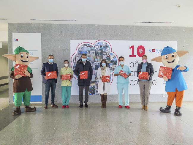 Los Guachis visitan el Hospital Universitario de Torrejón