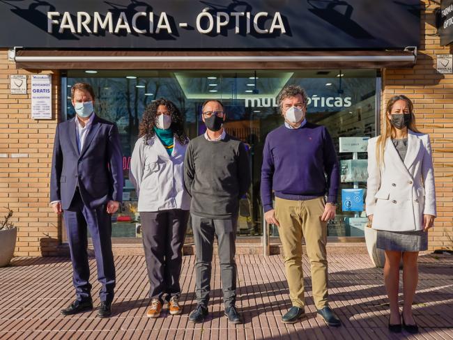 “Multiópticas Loreto”