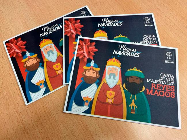 Los niños de Torrejón, que no hayan recibido la carta de S.S. M.M. los Reyes Magos junto con la mascarilla de los Guachis podrán pasar a recogerla por la Concejalía de Festejos en la 4ª planta del Ayuntamiento