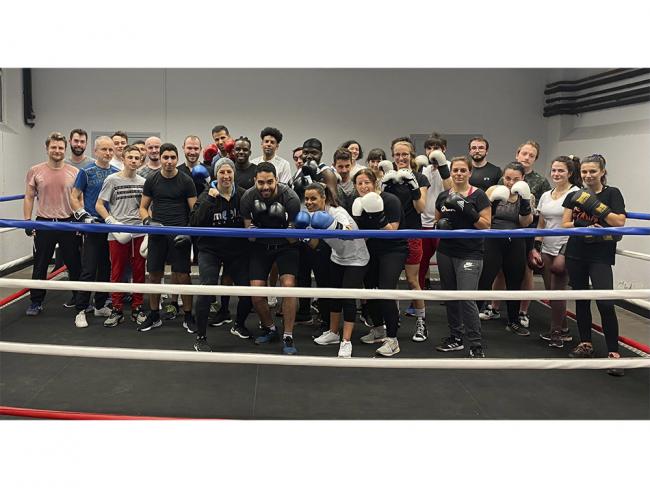 La campeona del mundo de boxeo y concejala de Mujer del Ayuntamiento de Torrejón de Ardoz, Miriam Gutiérrez, acudió a Lyon (Francia) a dar conferencias sobre conciliación, igualdad, superación y contra el acoso escolar