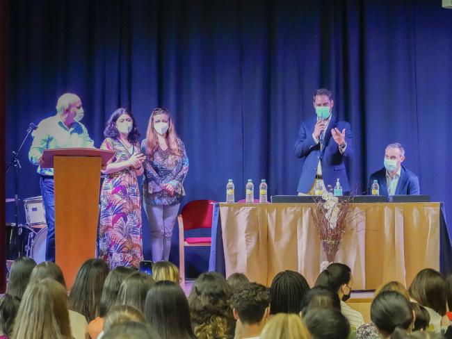 El IES Las Veredillas celebra una jornada festiva entregando premios a los alumnos ganadores de varios concursos que se han realizado durante todo el curso escolar