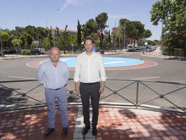 Construida una importante rotonda en la intersección de las calles La Plata y Cañada con el objetivo de mejorar la movilidad y la seguridad de peatones y conductores