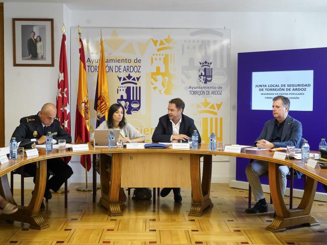 La delegada del Gobierno de España en Madrid confirma que Torrejón de Ardoz es una ciudad segura como indican los datos de delincuencia del Ministerio del Interior