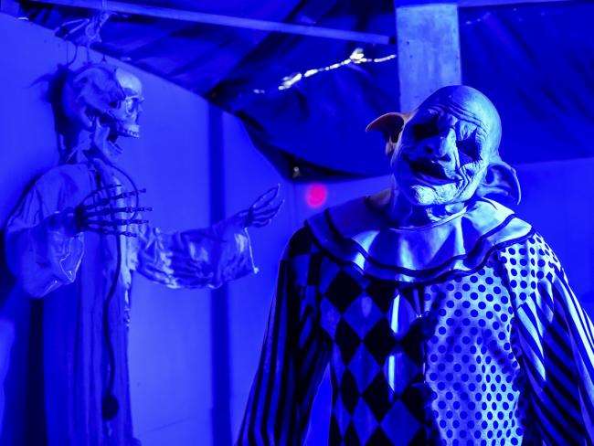 Hoy, último día para disfrutar del espectacular “Caserón del Terror”, el mayor pasaje del terror de la Comunidad de Madrid, a pesar de la previsión de lluvia