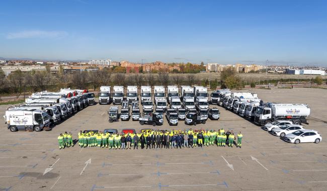Torrejón de Ardoz mejora el servicio de limpieza viaria y recogida de basuras con la ampliación de los días de limpieza, aumento en la frecuencia de recogida, avanzados vehículos no contaminantes y más personal 