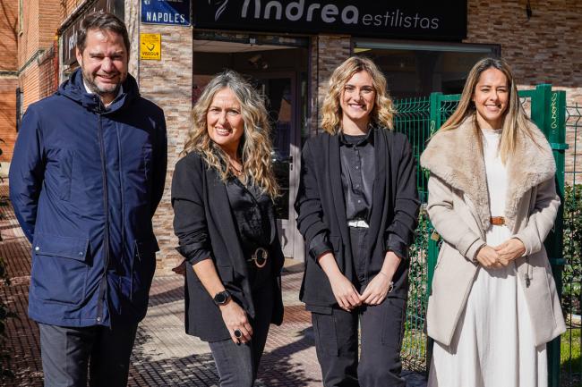 “Andrea estilistas”,