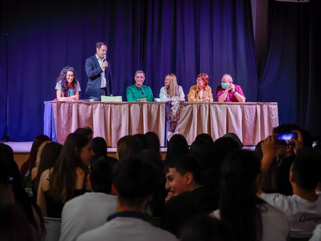 El IES Las Veredillas celebra una jornada festiva 