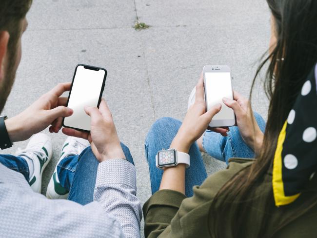 Estudio sobre las Tecnologías de la Información y la Comunicación (TIC) en menores de 25 años 