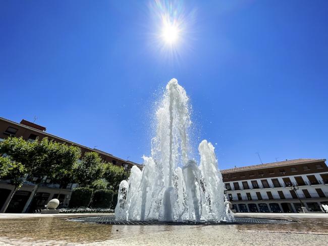 Ante las altas temperaturas que está habiendo esta semana, el Ayuntamiento de Torrejón de Ardoz ofrece una serie de consejos y recomendaciones para prevenir sus efectos negativos 