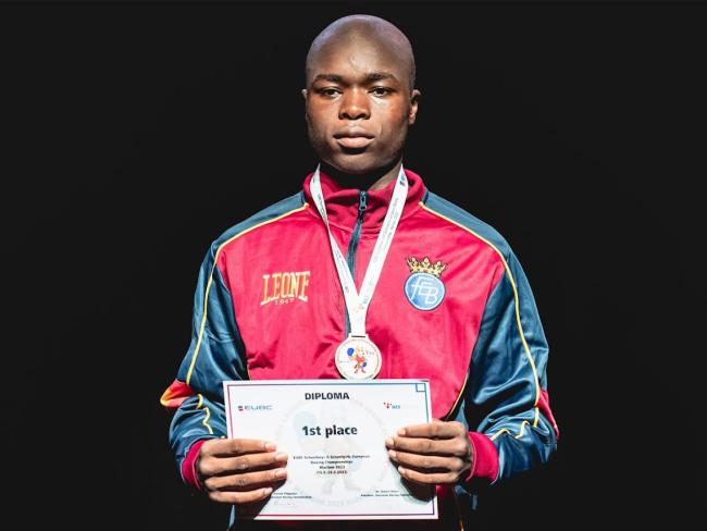 Efosa Wisdom Igvinovia 